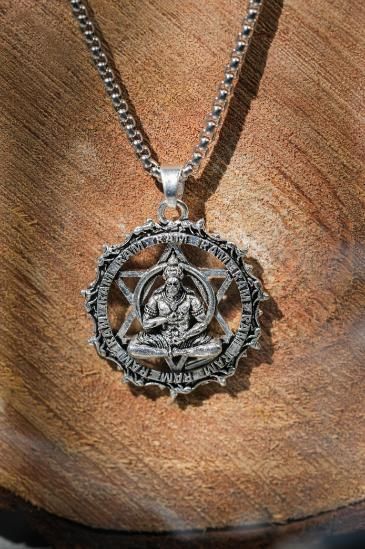 SHRI MANDIR SHOP™ Shree Yantra with Hanuman Raksha Pendant with Chain