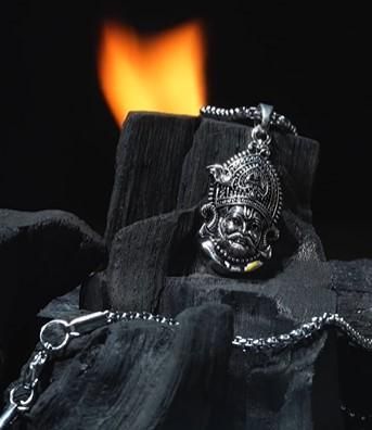 SHRI MANDIR SHOP™ Khatu Shyamji Pendant with Chain - Oxidised Silver
